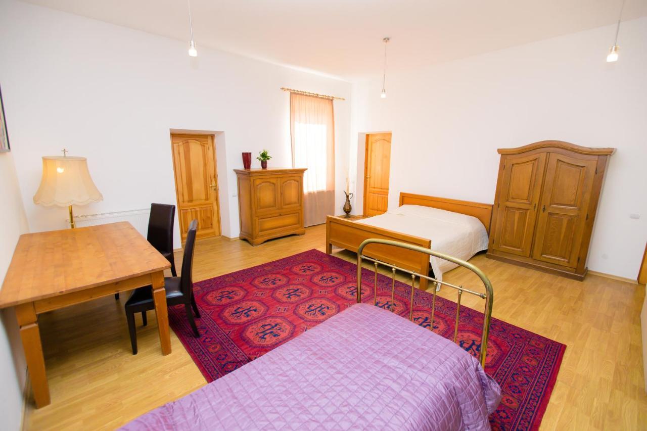 Old Town Apartments Alytus Buitenkant foto